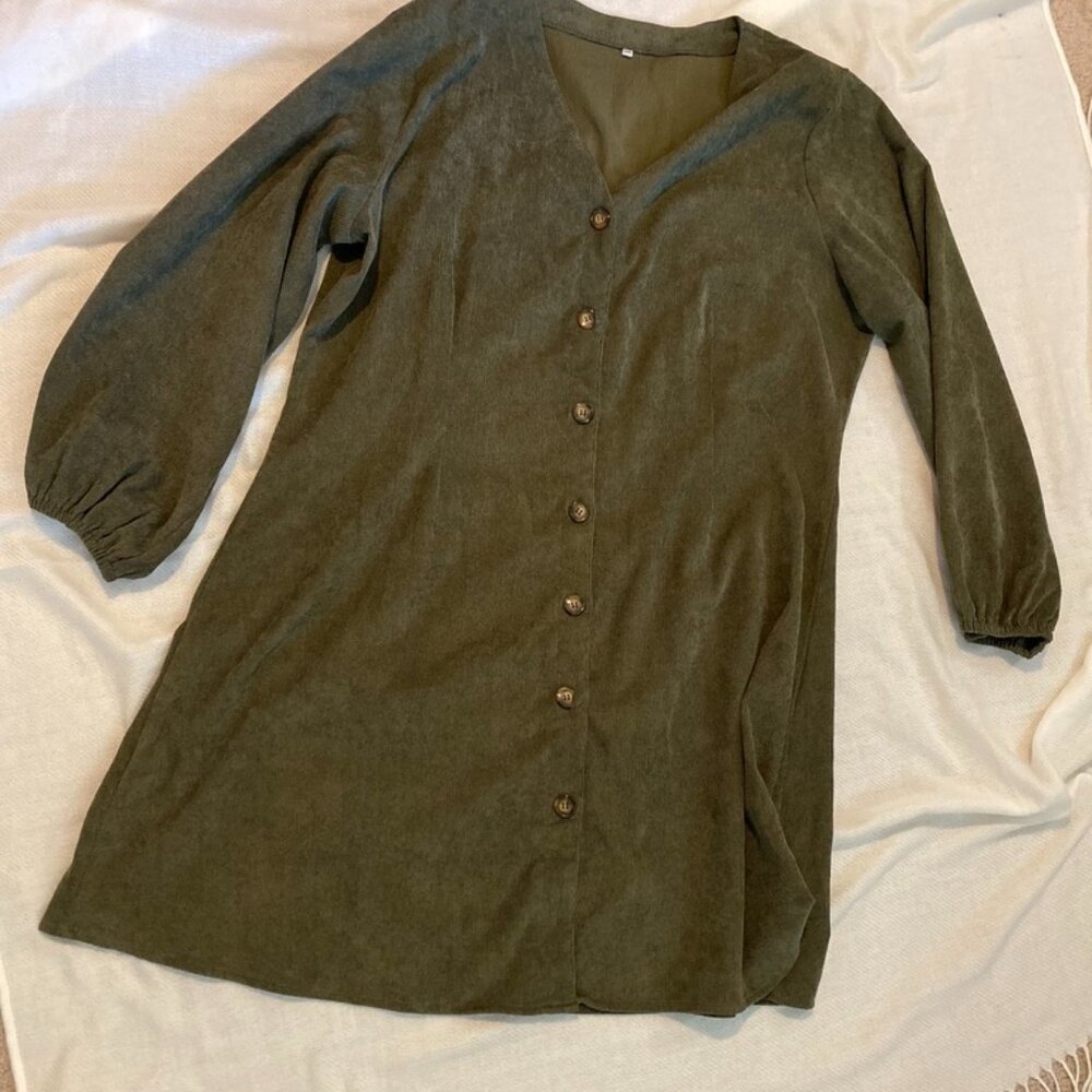 Olive Green Corduroy Button-Up Dress with Long Sleeves - Size 4X
